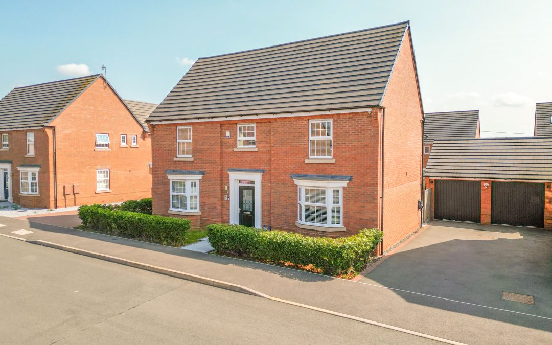 Tweed Way, Nuneaton, CV11
