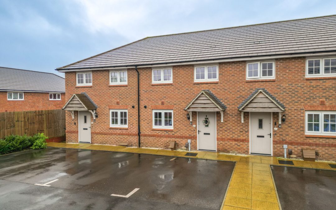 Hadrian Way, Nuneaton, CV11