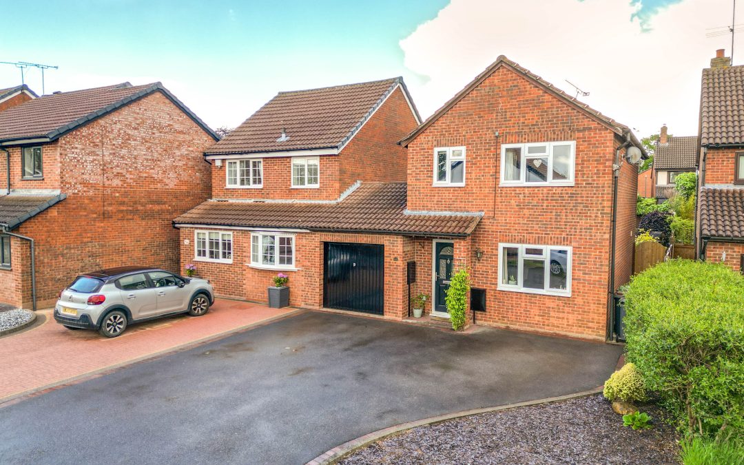 Clovelly Way, Nuneaton, CV11