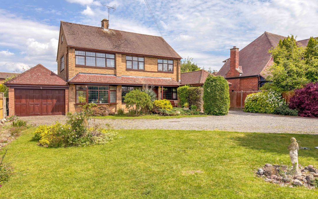 Lutterworth Road, Nuneaton, CV11