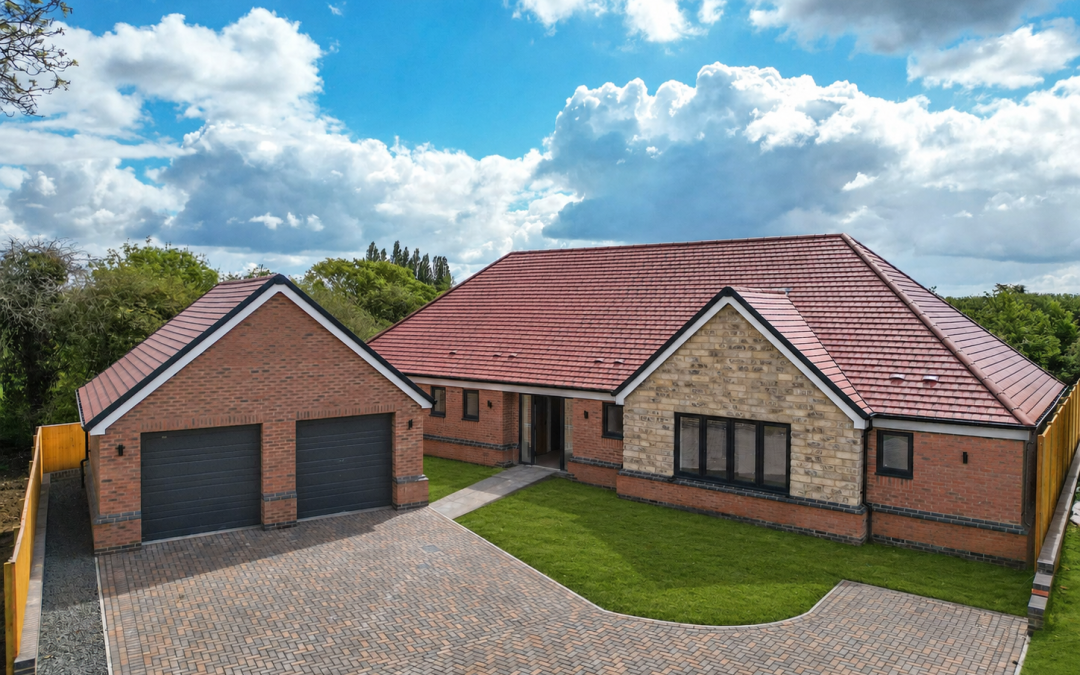 The Dell, Burbage, LE10