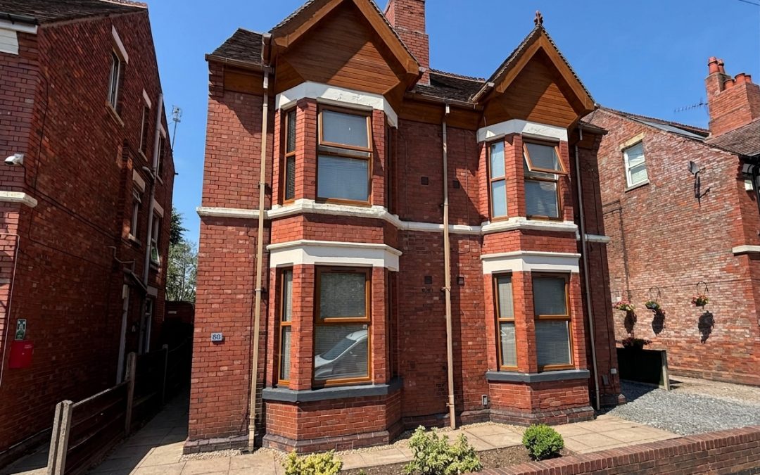 68 Oaston Road, Nuneaton, CV11